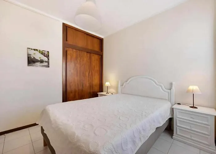 Torre Da Rocha Frente Ao Mar * Portimão